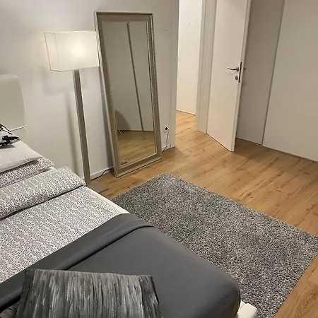 Spacious Near Train Station Appartement Ljubljana