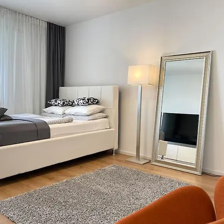 Spacious Near Train Station Ljubljana
